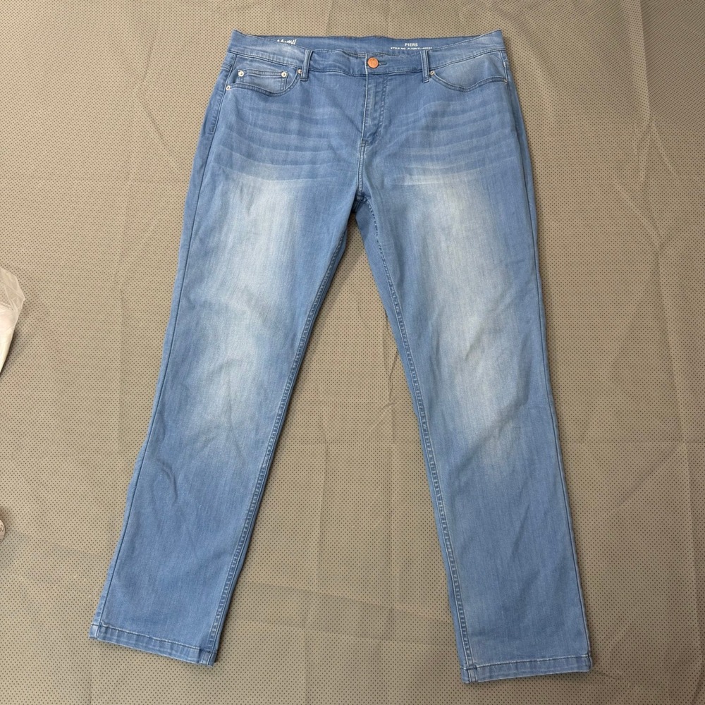 Mugsy Jeans Piers Men 40x32 Light Blue Denim Stretch Casual Comfort Whiskered